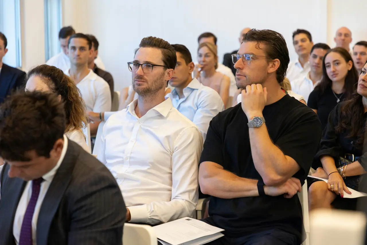 Networking dla startupów na konferencji technologicznej